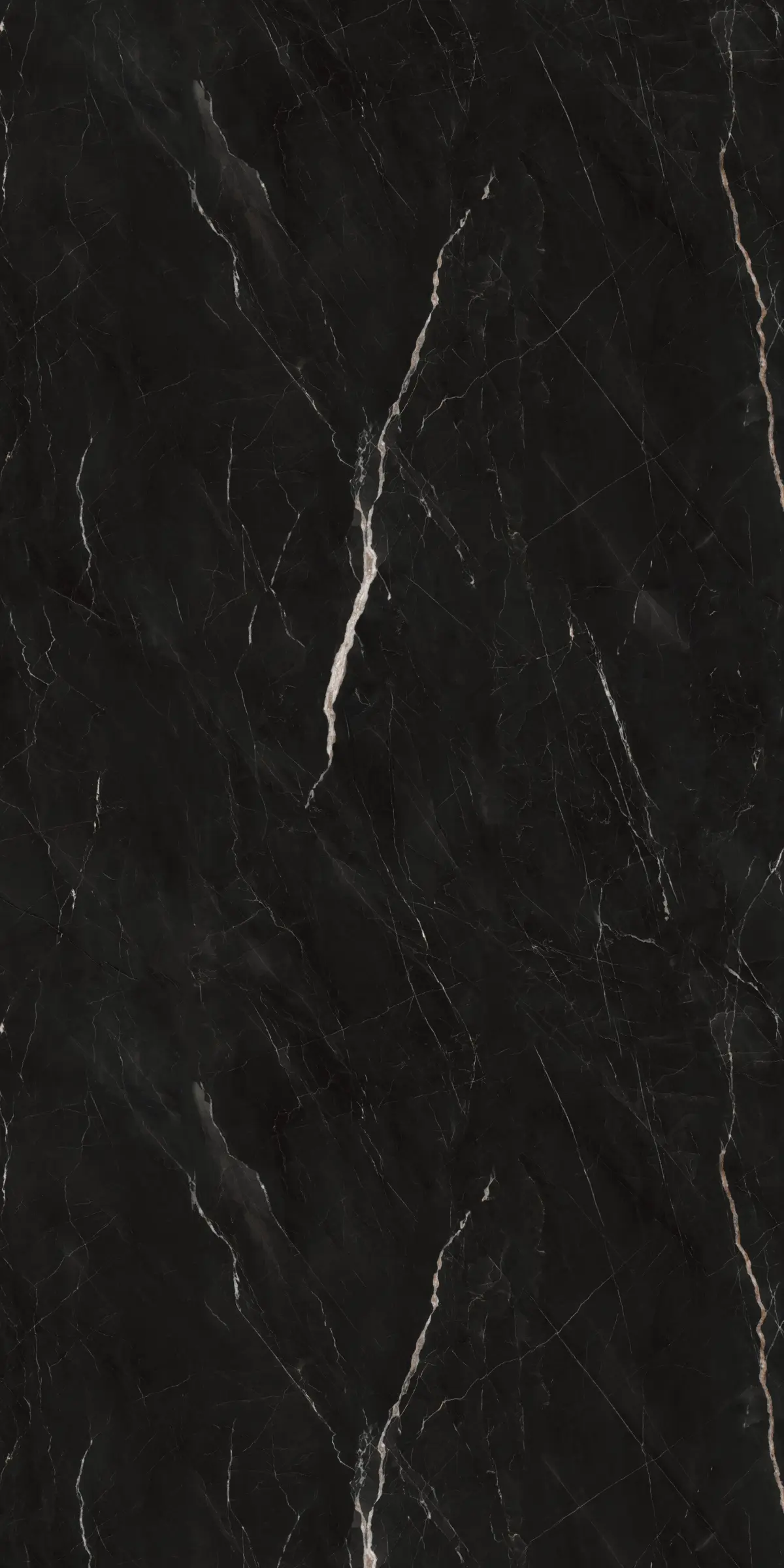 SPC wall panel in the Calacatta Oro decor in a Hamburg apartment, marbled stone look from floor to ceiling